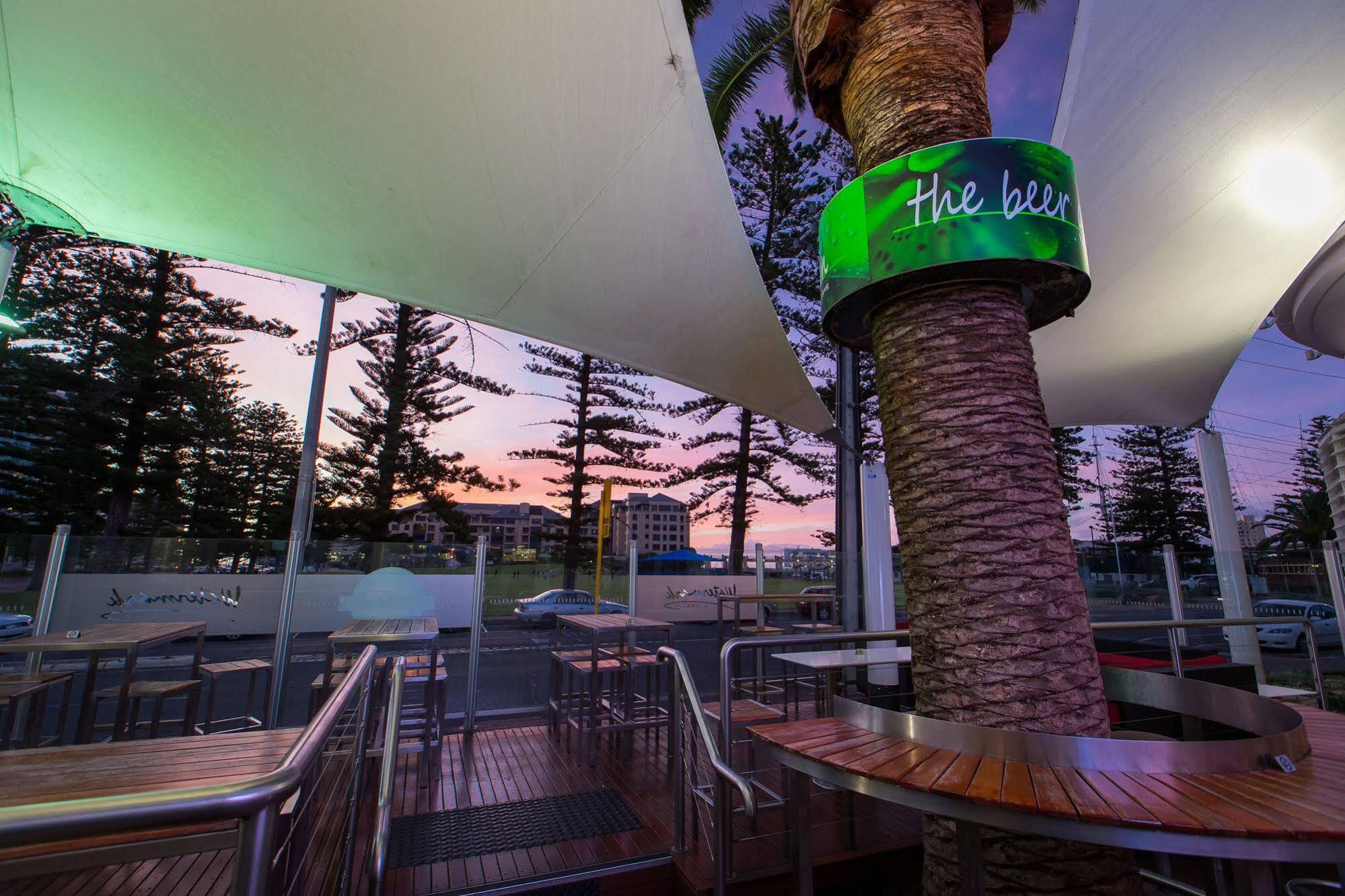Nightcap At Watermark Glenelg Adelaide Exteriör bild